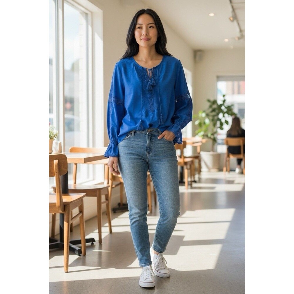 Le Gali Women’s Blue Emmie  Lace Blouse Size M Bohemian Cottagecore